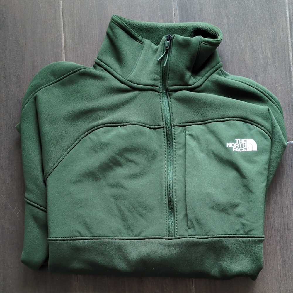 The North Face Forest Green Pullover